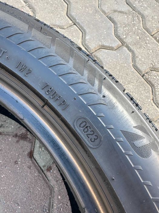 Cauciucuri Bridgestone 225 50 R18 RFT Runflat Iarna M+S in stare exceptionala - se vand pentru ca am vandut masina