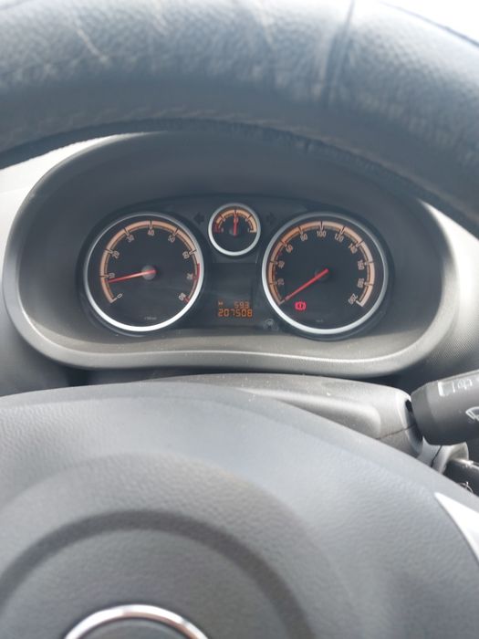 Opel Corsa D  2011