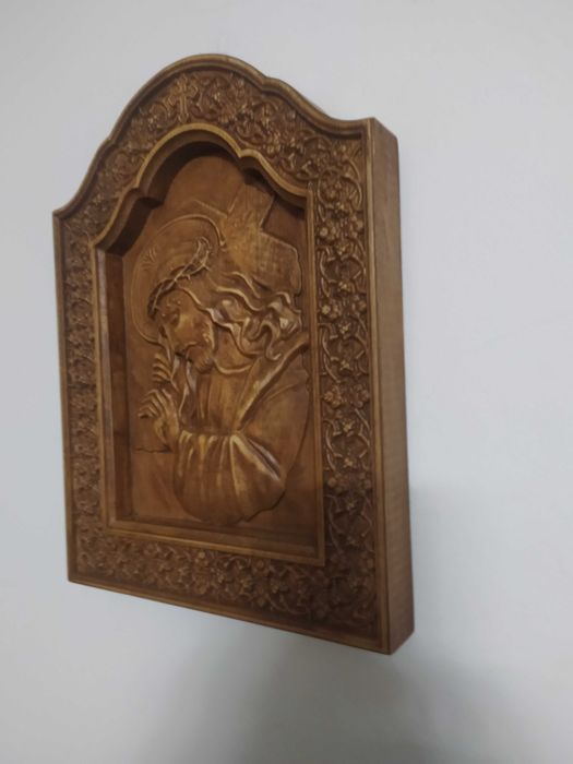 Icoana sculptata in lemn de fag