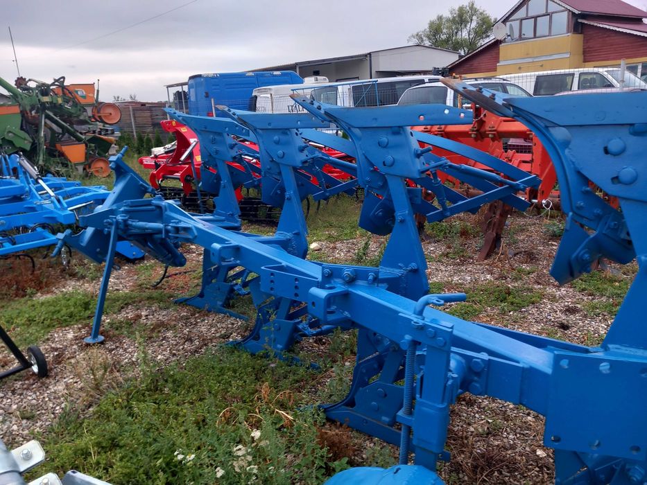 plug Rabe Werk cu 4 brazde, plug 4 brazde, o piesa