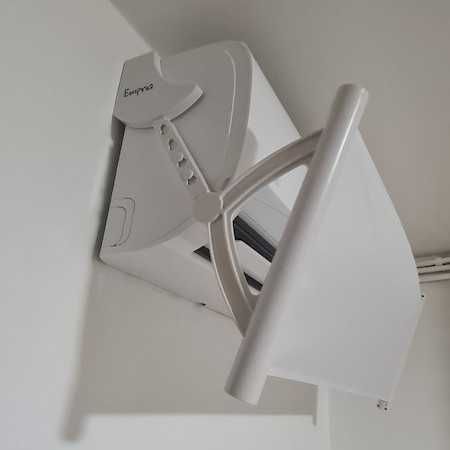 Deflector - protectie aer conditionat