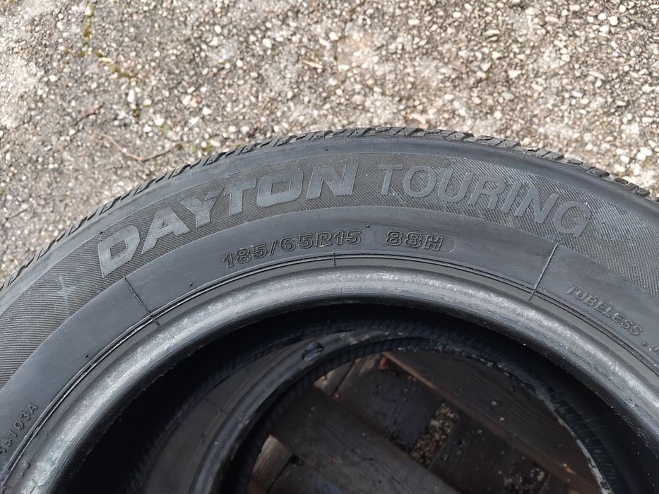 Гуми 185 65 15 Дейтън Dayton 2 броя - нов внос. Не са нови!