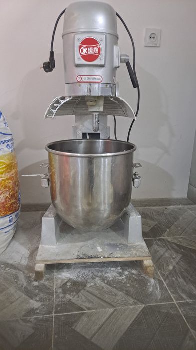 Pech 9 talik deyarli yangi xolatda