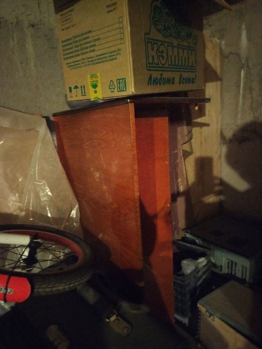 Письменный стол даром