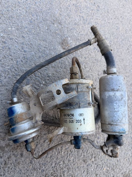 Бензинова помпа Мерцедес с горивен филтър и регулатор