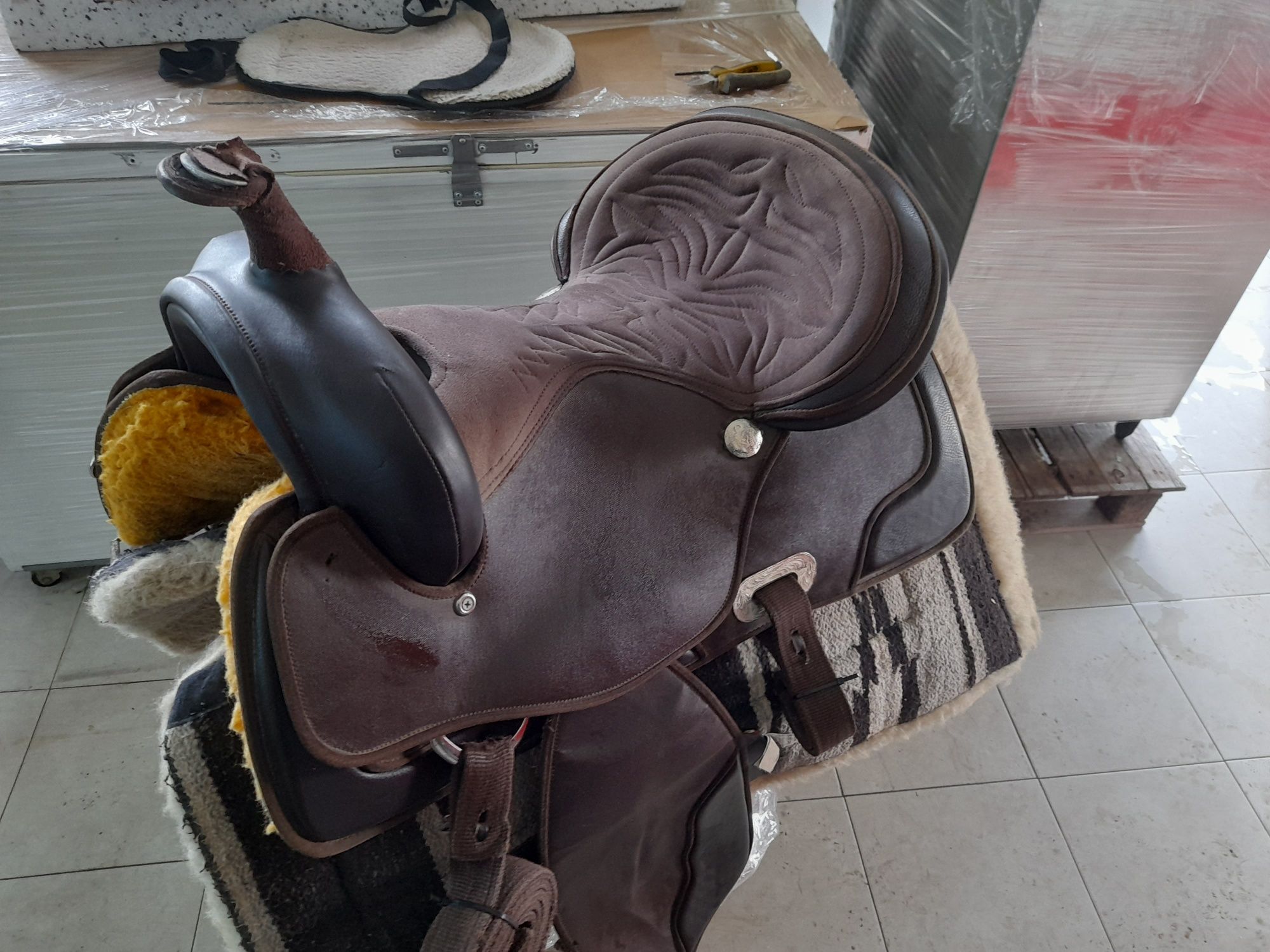 Седло за кон седло гр. Петрич • OLX.bg