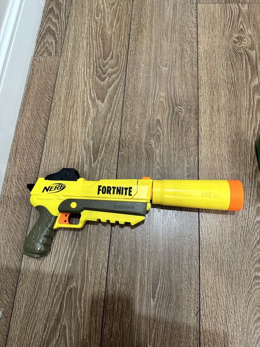 Ракетница Nerf Fortnite б/у