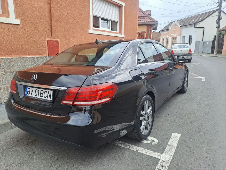 Vând Mercedes E220D W212