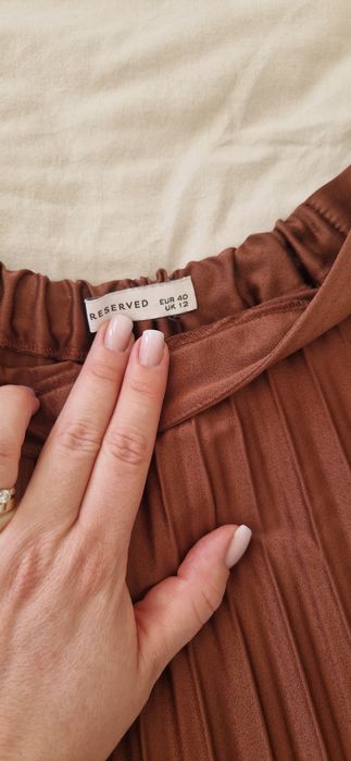 Пола кафява-бронз