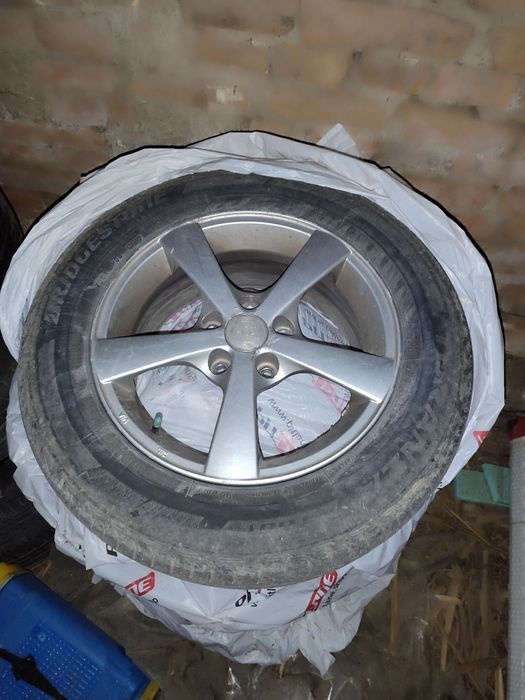 Гуми с джанти 195/65 ,15 ки от Форд С макс