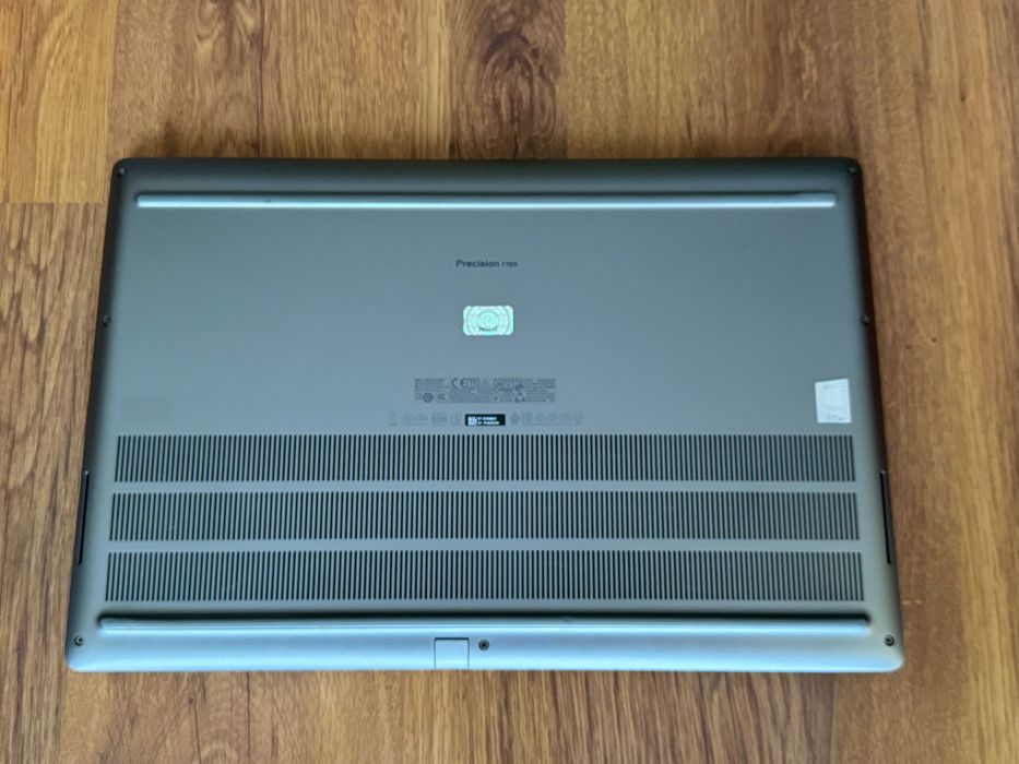 17.3' 120Hz 4K i9-11950H DELL Precision 7760 64GB DDR4/RTX A5000 16GB