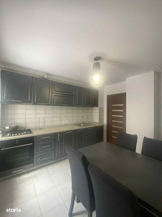 Chirie,Ap.4 camere,Soarelui