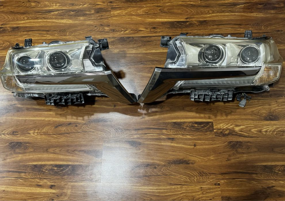 Land crusier 200 ga Fara