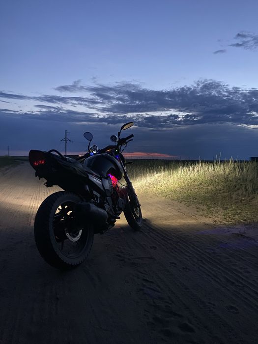 Продам мотцоикл 250 кубов