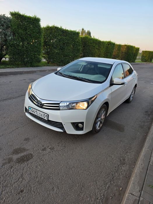 Астана Сдам в аренду с выкупом  Toyota Corolla 2014 г.в. АКПП