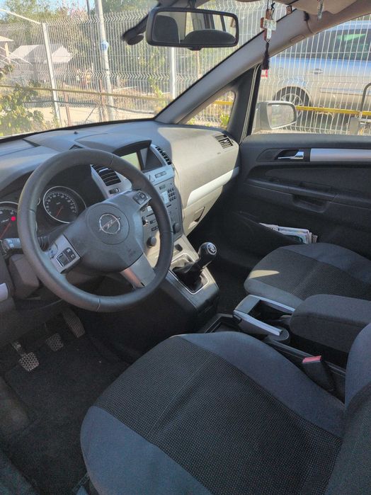 Opel Zafira 1.9 cdti
