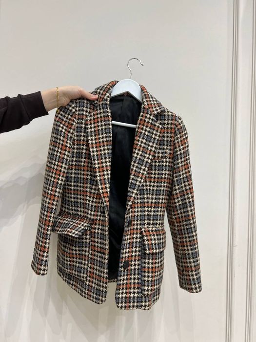 Ayollar jaketi – nafis uslub