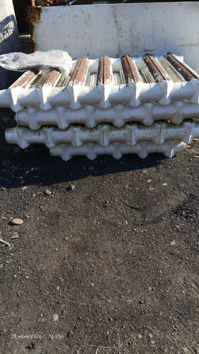 Продам чугунные батареи отопления