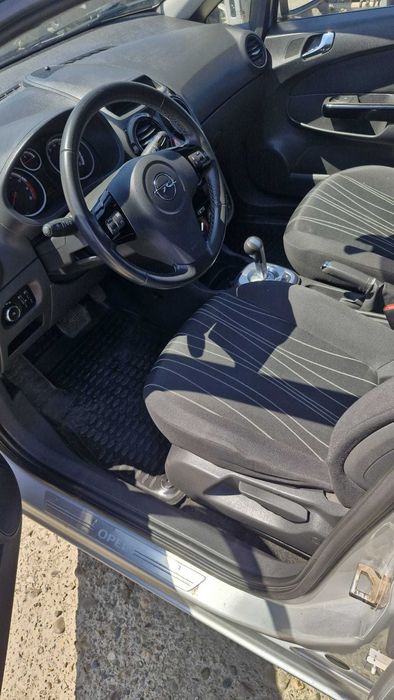 Opel Corsa motor 1.2 Benzina Cutie Automata an 2010 Euro 5