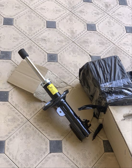 амортизатор " Yangi " LACCETI" GM " 1 Dona Oldi Shafyor taraf