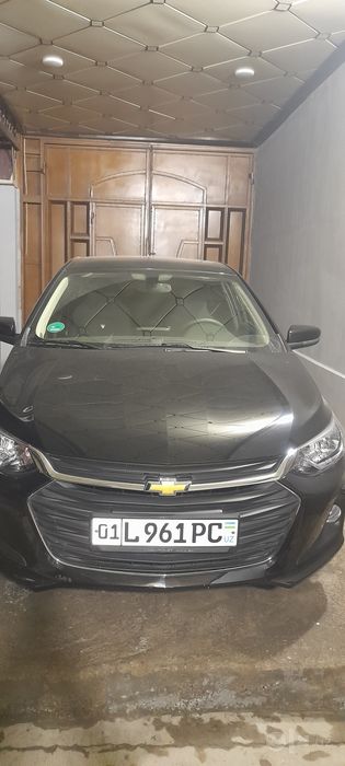 Onix qora 3 pozitsiyasi mexanika