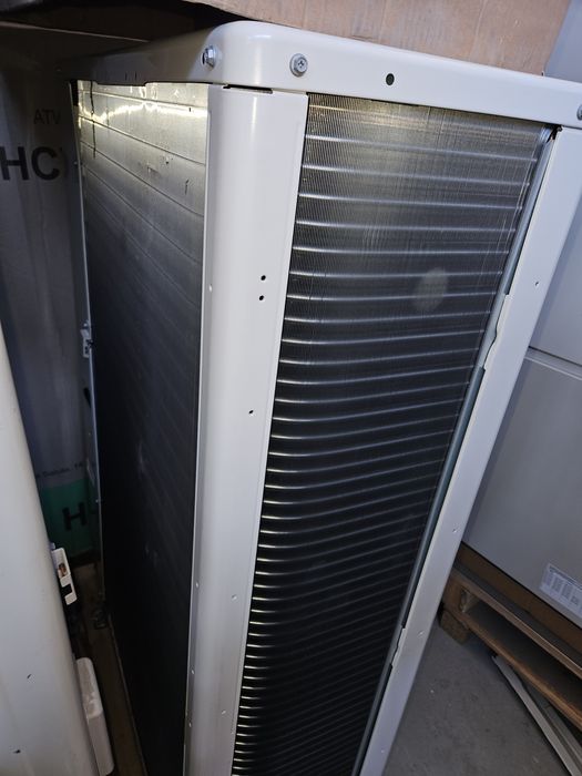Pompa de caldura Hitachi -14kw