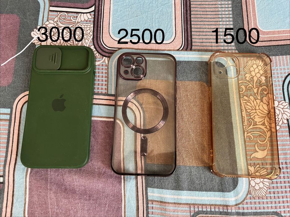 Чехлы на айфон 14