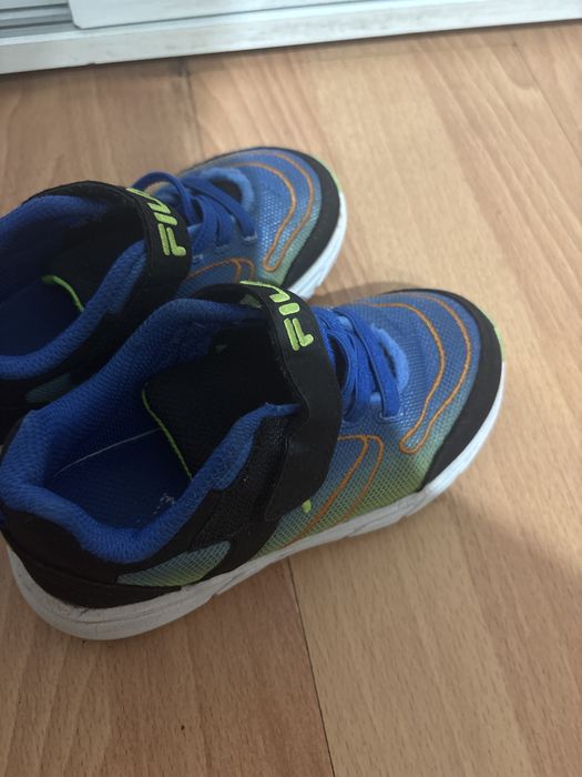 Vand adidasi Fila baieti