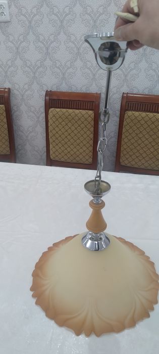 Продаётся люстра