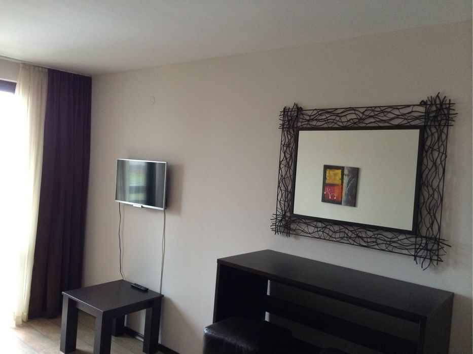 Давам под наем обзаведено студио к-с " Алпин Лодж "