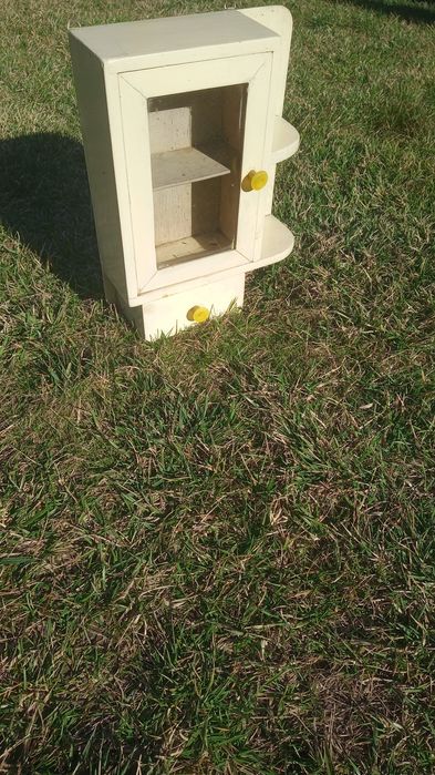 Аптечка -2 броя.Сатър..Ченгели.