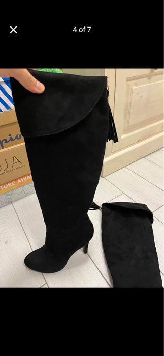 Cizme din imitatie de piele, masura 39, cu fermoar pe spate auriu si toc, super elegante