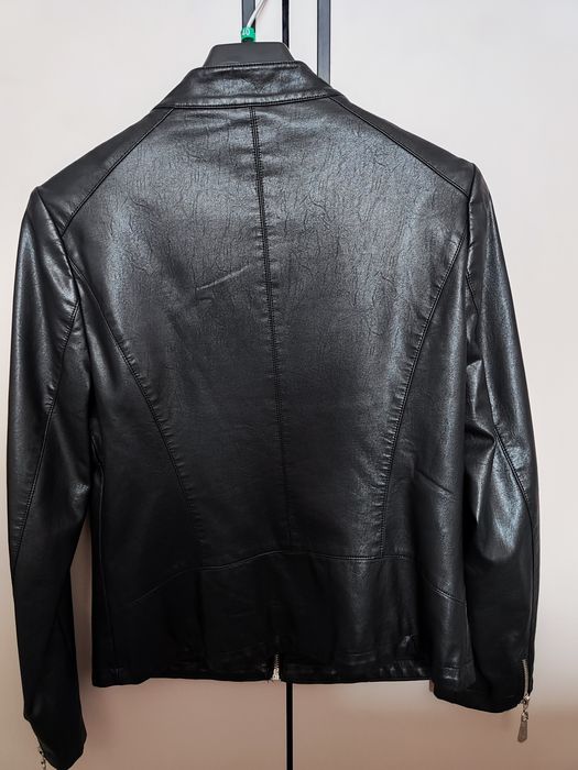 Весенняя куртка  экокожа