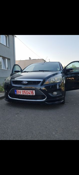 Ford focus titanium,