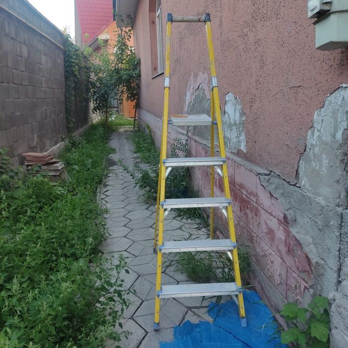 Стремянка алюминиевый