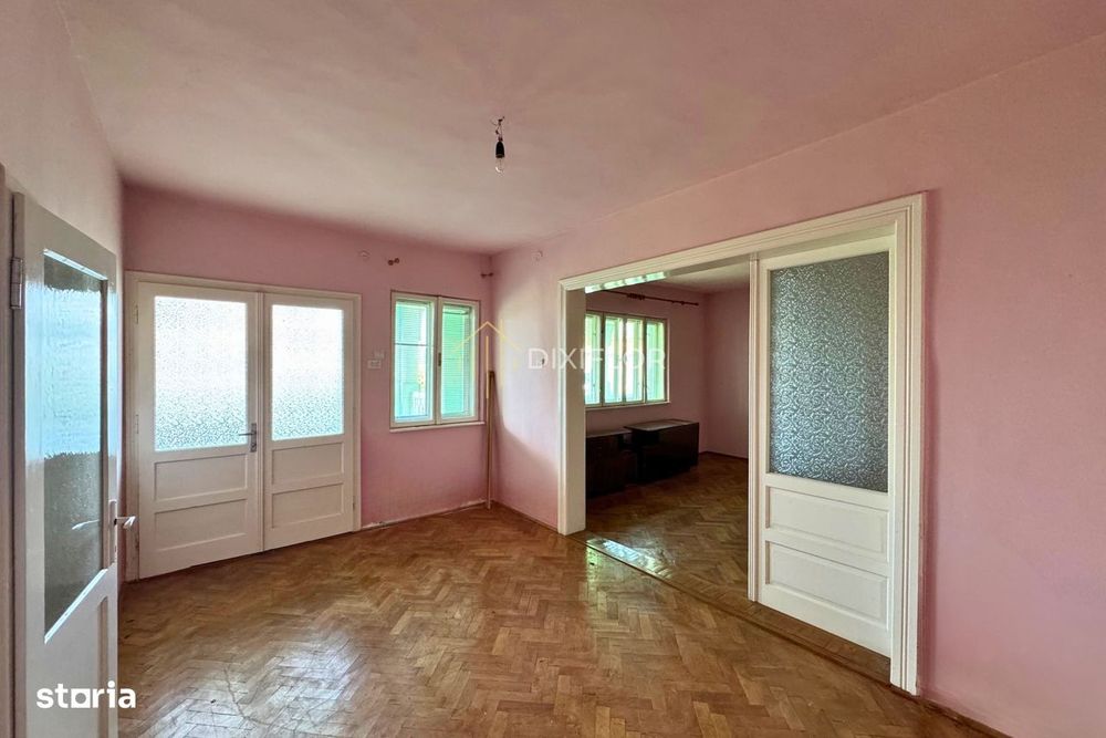 Casă cu 3 camere și teren generos | Vălenii de Mureș | 75.000 €