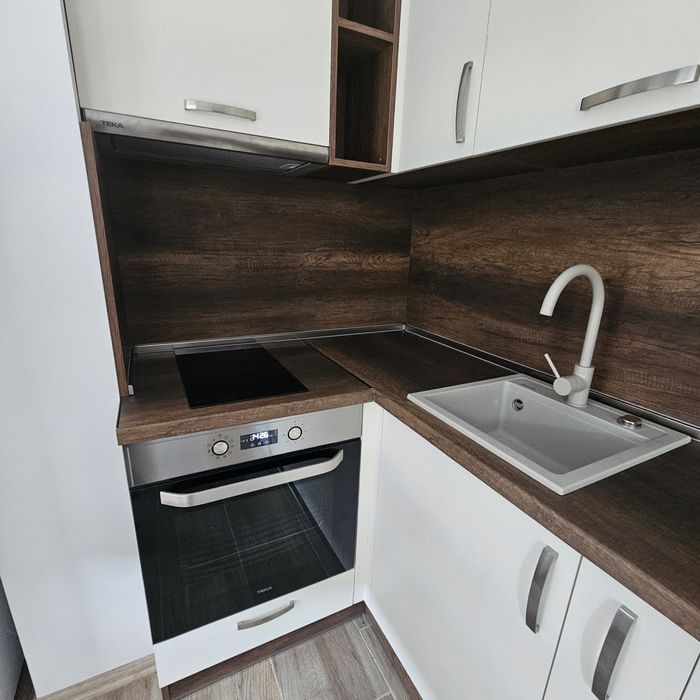 Апартамент, тухлен, двустаен.