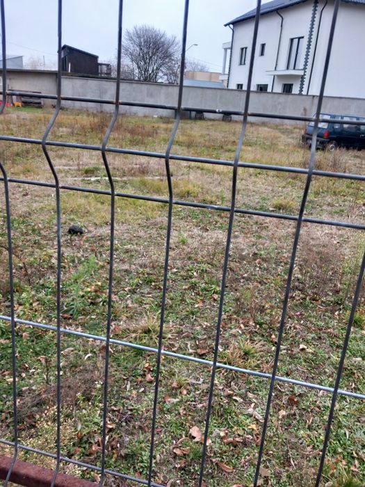 Vind teren intravilan pitesti