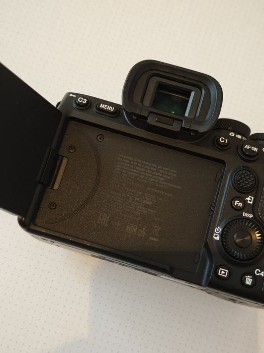 Продам Sony A7IV body