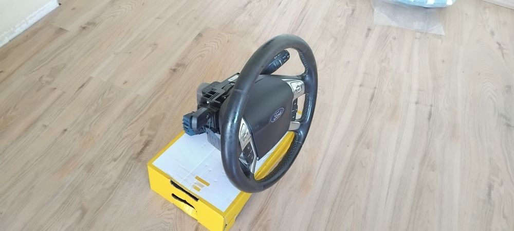 Продавам мултифункционален волан с аербег airbag и лентов кабел + лост