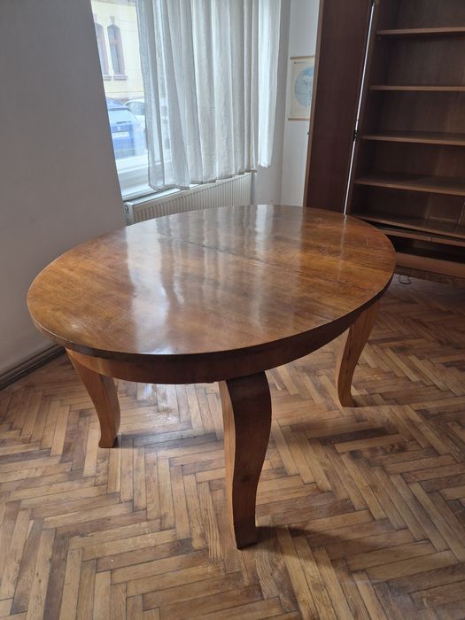 Vand mobila veche, furnir nuc