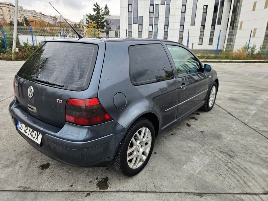 Volkswagen Golf 2001 diesel, 1.190 € — imagine 5
