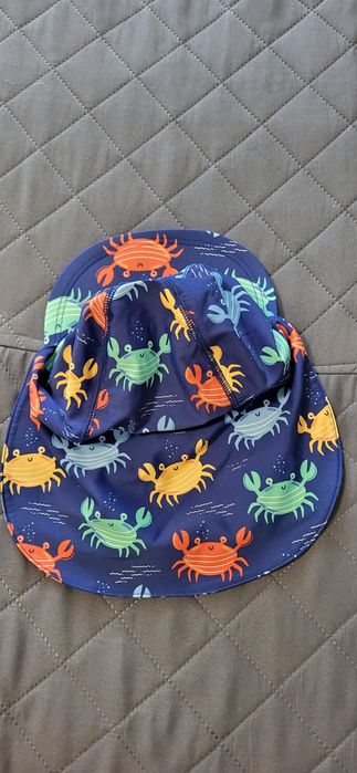 Vand costum intreg si sapca pentru plaja cu protectie solara JOJO MAMAN BEBE