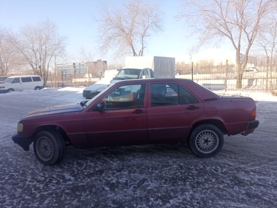 Продам Мерседес 190