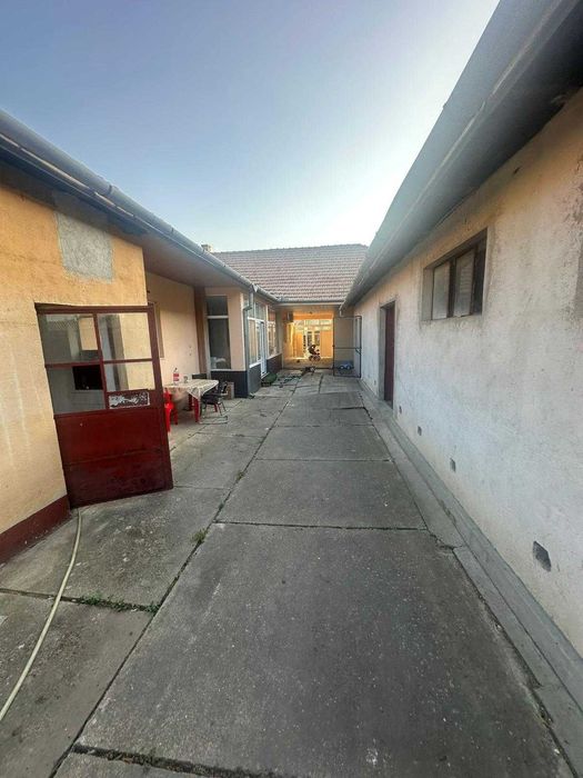 Vand/ Inchiriez Magazin, Spatiu Comercial, Casa