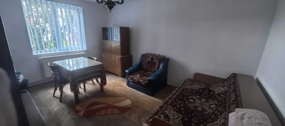 Apartament 2 camere de vanzare, central!!