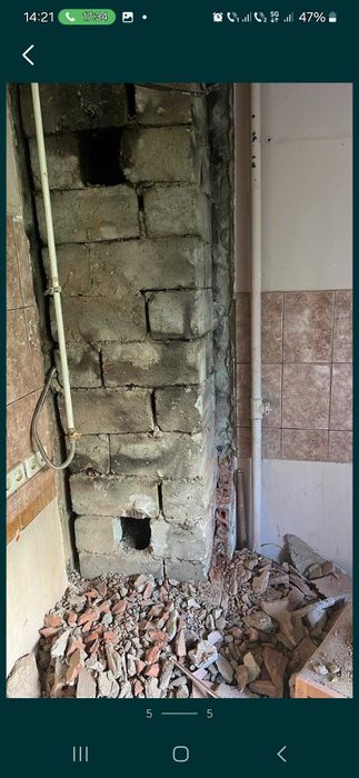 Demolari si sapaturi manuale