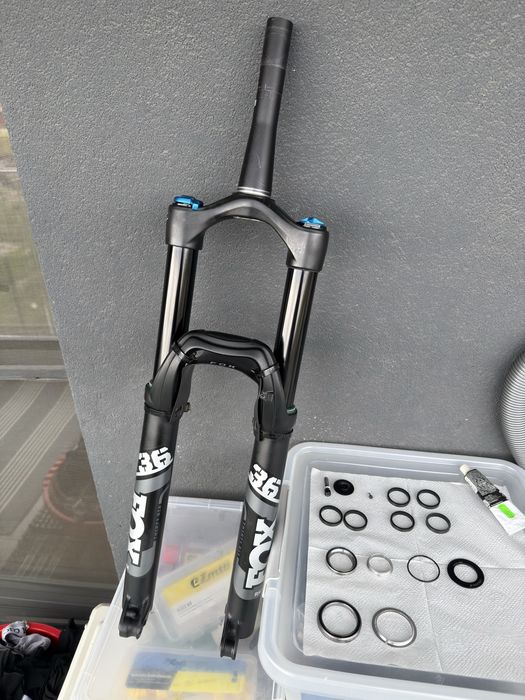 Furca Fox Rhythm 36 Grip 160mm - in stare foarte buna