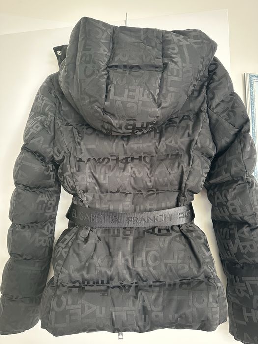 Яке Elisabetta Franchi