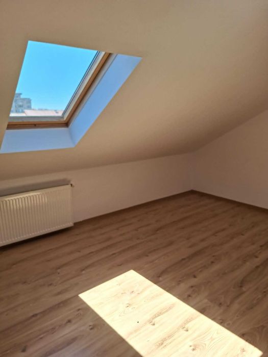 DE ÎNCHIRIAT – Apartament 3 camere, 80 mp, garaj inclus